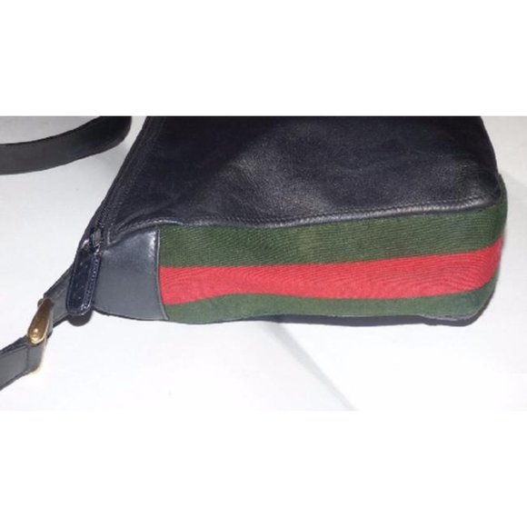 Gucci Vintage Hobo Black Leather Bag with Red Green Webbie Stripe - Picture 2 of 7